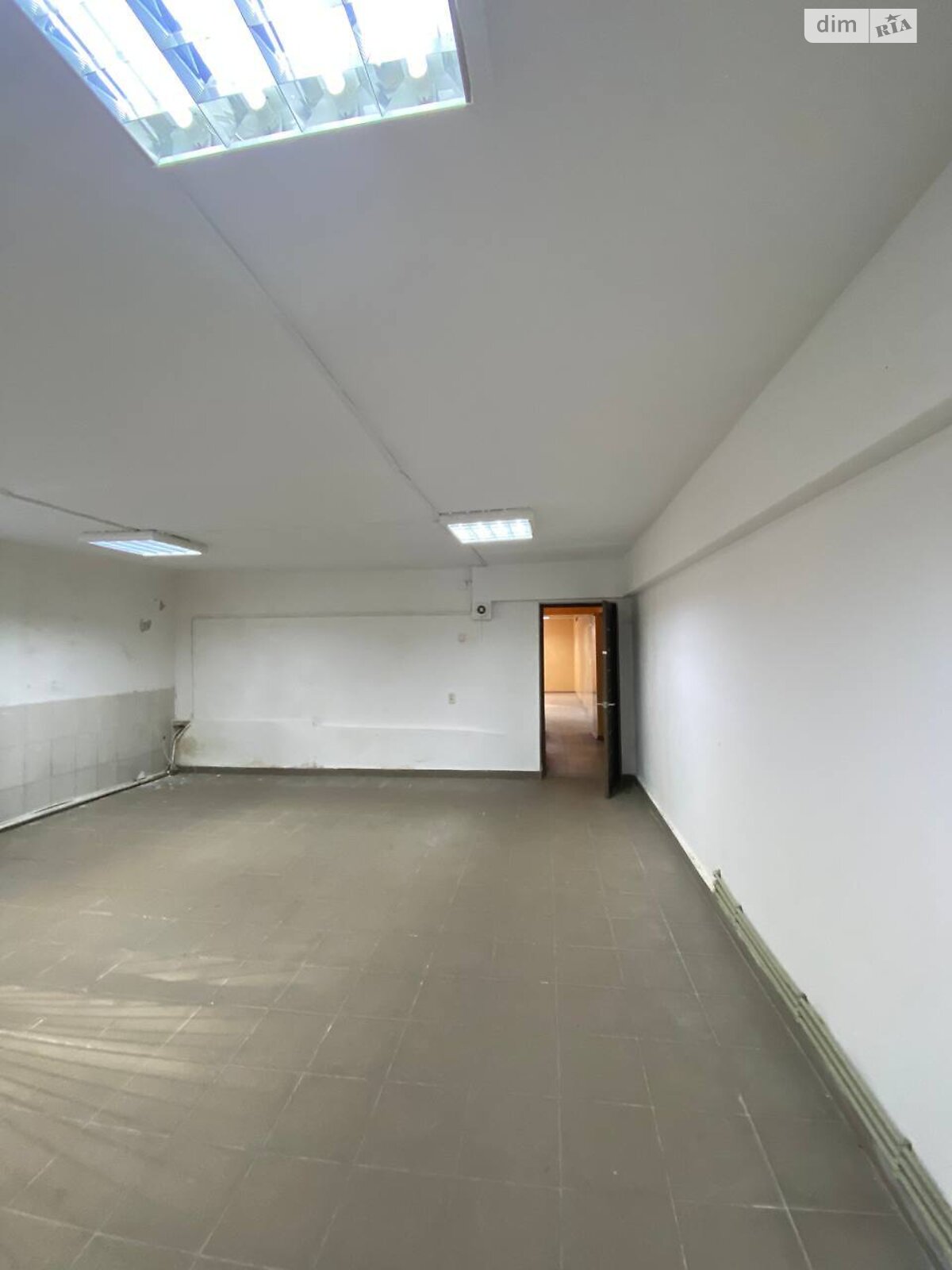 Коммерческое помещение в Тернополе, продажа по Старый Подол (Танцорова) улица 20, район Центр, цена: 120 000 долларов за объект фото 1 Коммерческое помещение в Тернополе, продажа по Старый Подол (Танцорова) улица 20, район Центр, цена: 120 000 долларов за объект фото 1