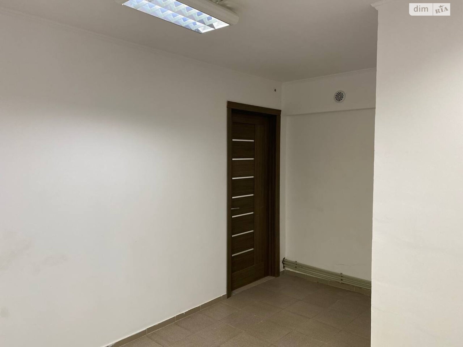 Комерційне приміщення в Тернополі, продаж по Старий Поділ (Танцорова) вулиця, район Центр, ціна: 120 000 доларів за об’єкт фото 1 Комерційне приміщення в Тернополі, продаж по Старий Поділ (Танцорова) вулиця, район Центр, ціна: 120 000 доларів за об’єкт фото 1