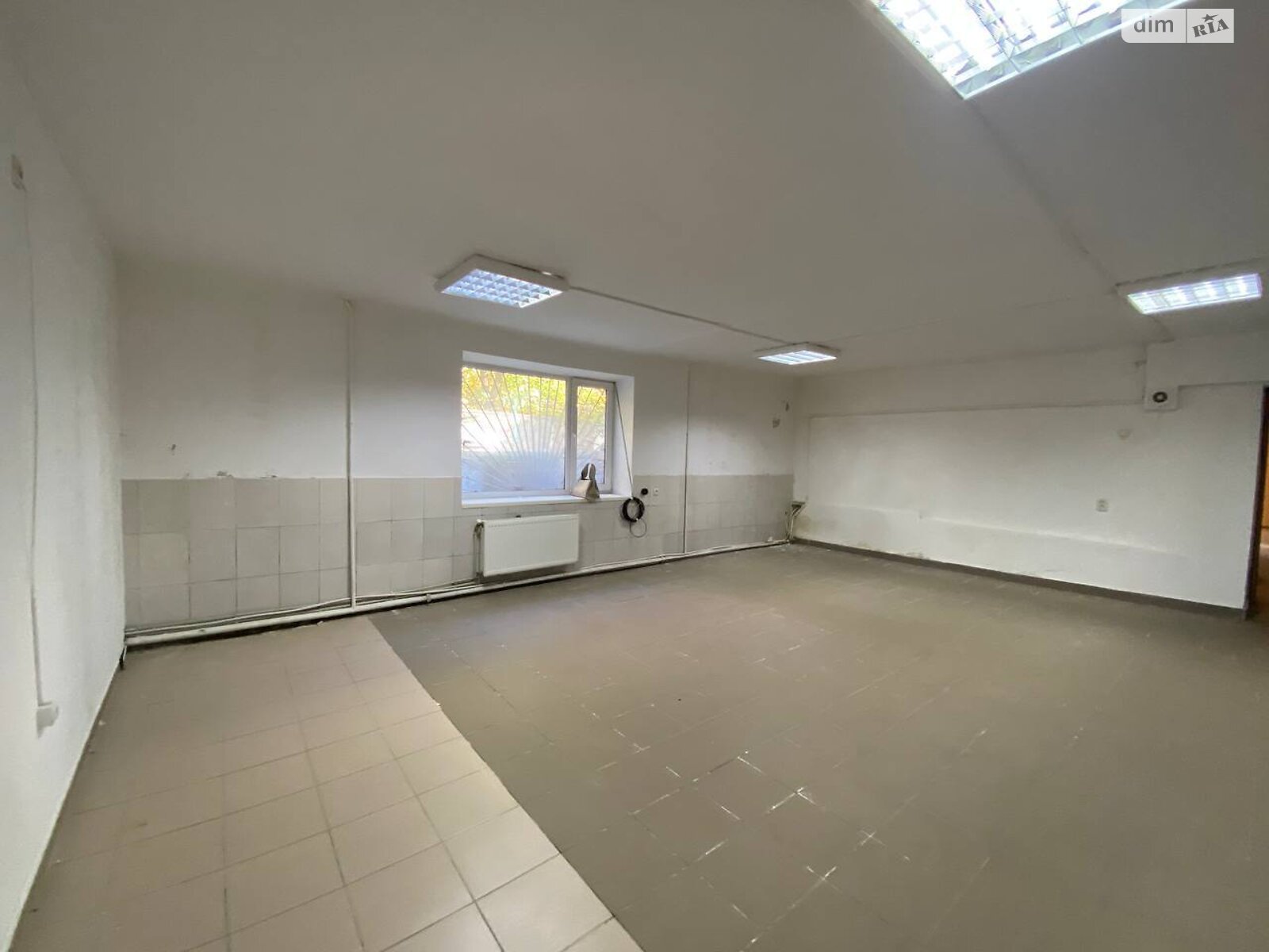 Комерційне приміщення в Тернополі, продаж по Старий Поділ (Танцорова) вулиця, район Центр, ціна: 120 000 доларів за об’єкт фото 1 Комерційне приміщення в Тернополі, продаж по Старий Поділ (Танцорова) вулиця, район Центр, ціна: 120 000 доларів за об’єкт фото 1