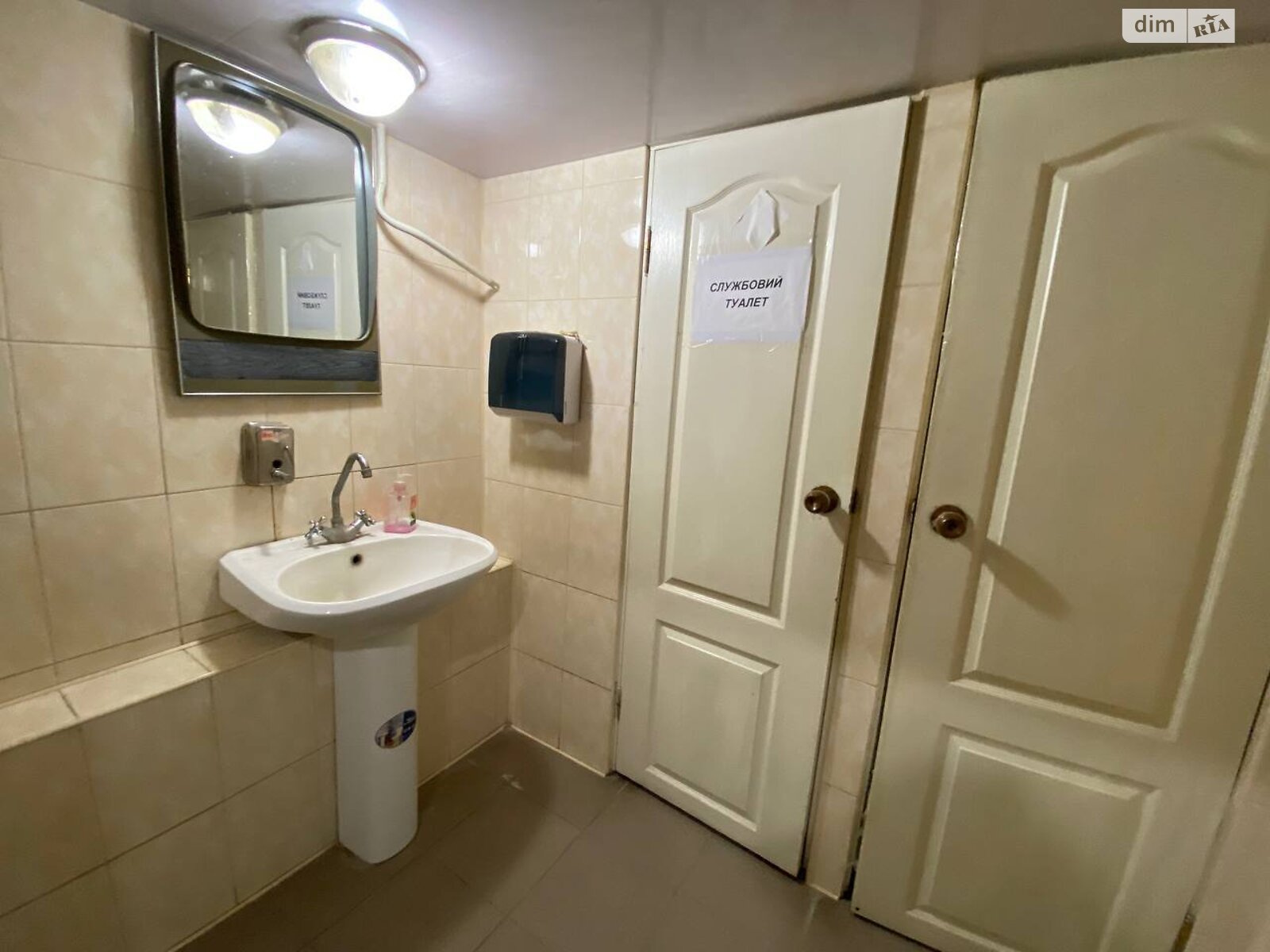 Комерційне приміщення в Тернополі, продаж по Старий Поділ (Танцорова) вулиця, район Центр, ціна: 120 000 доларів за об’єкт фото 1 Комерційне приміщення в Тернополі, продаж по Старий Поділ (Танцорова) вулиця, район Центр, ціна: 120 000 доларів за об’єкт фото 1