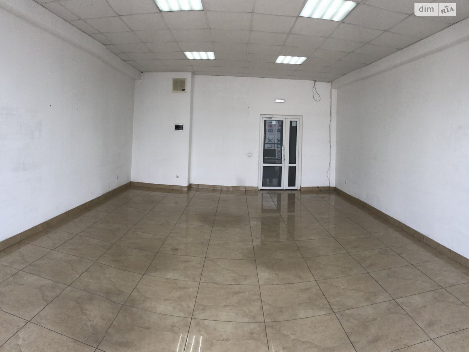 Комерційне приміщення в Тернополі, продаж по Торговиця (Живова Анатолія) вулиця 15Б, район Центр, ціна: 70 950 доларів за об’єкт фото 1 Комерційне приміщення в Тернополі, продаж по Торговиця (Живова Анатолія) вулиця 15Б, район Центр, ціна: 70 950 доларів за об’єкт фото 1