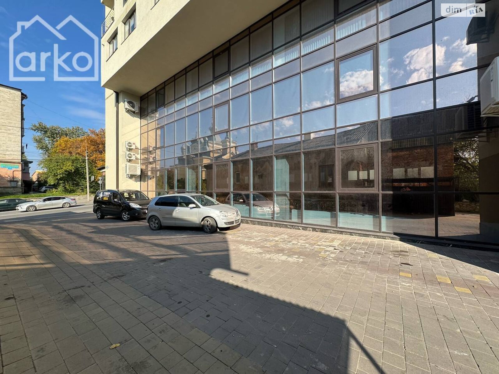 Коммерческое помещение в Тернополе, продажа по Замонастырская улица 10, район Центр, цена: 94 400 долларов за объект фото 1