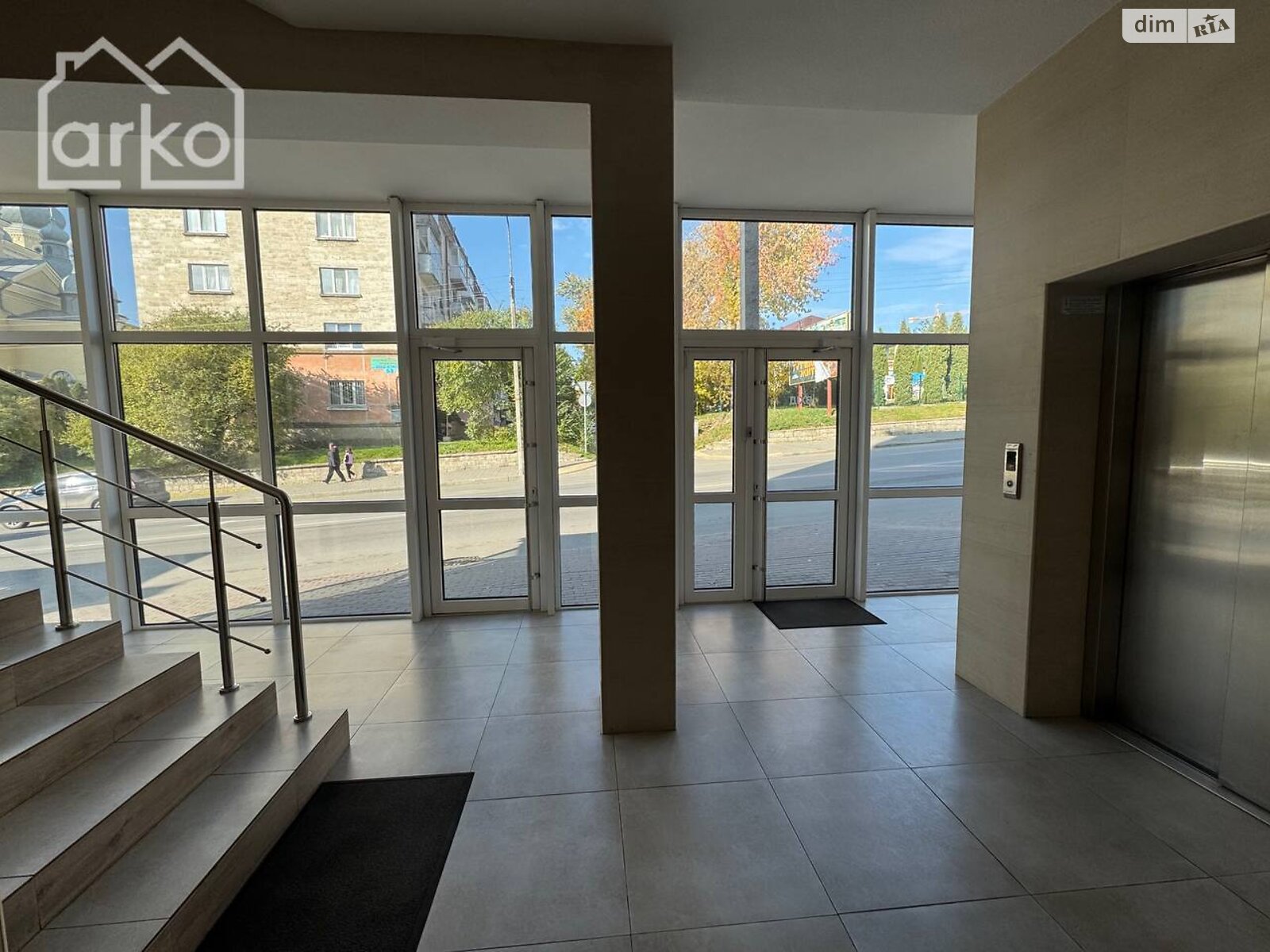 Коммерческое помещение в Тернополе, продажа по Замонастырская улица 10, район Центр, цена: 94 400 долларов за объект фото 1