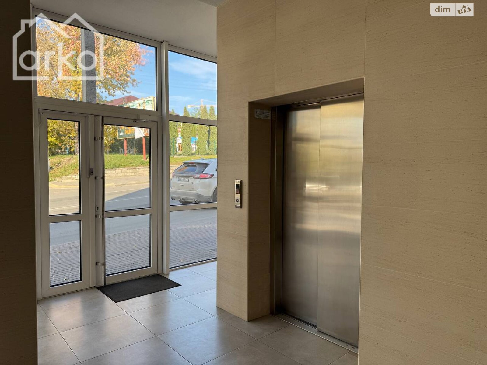 Коммерческое помещение в Тернополе, продажа по Замонастырская улица 10, район Центр, цена: 94 400 долларов за объект фото 1