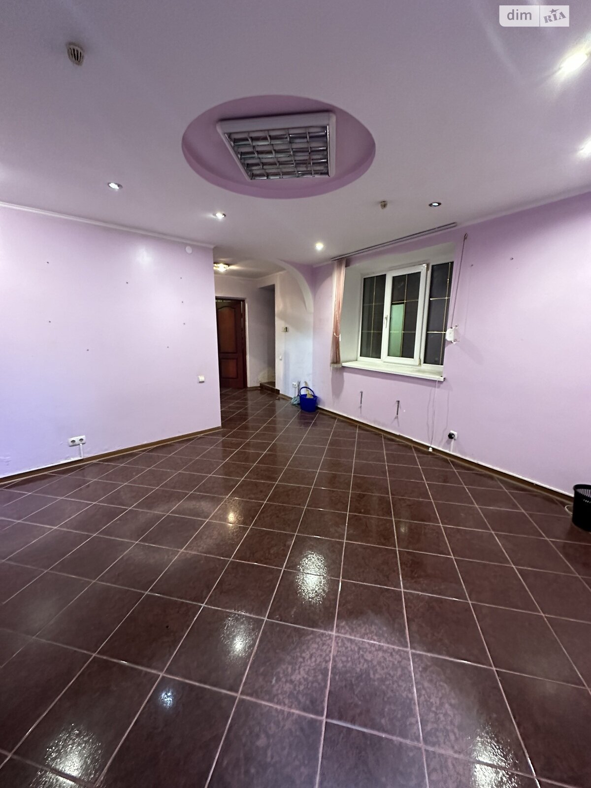 Коммерческое помещение в Тернополе, продажа по Полевая улица, район Восточный, цена: 19 500 долларов за объект фото 1 Коммерческое помещение в Тернополе, продажа по Полевая улица, район Восточный, цена: 19 500 долларов за объект фото 1