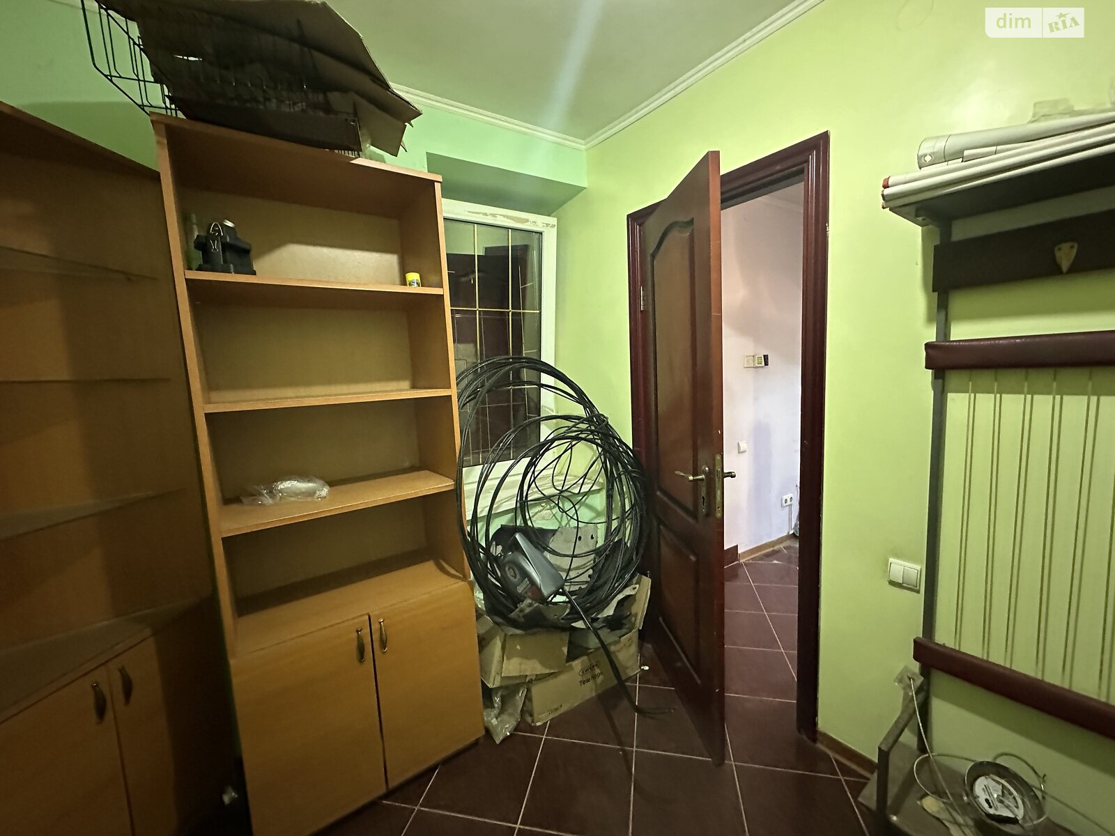 Коммерческое помещение в Тернополе, продажа по Полевая улица, район Восточный, цена: 19 500 долларов за объект фото 1 Коммерческое помещение в Тернополе, продажа по Полевая улица, район Восточный, цена: 19 500 долларов за объект фото 1