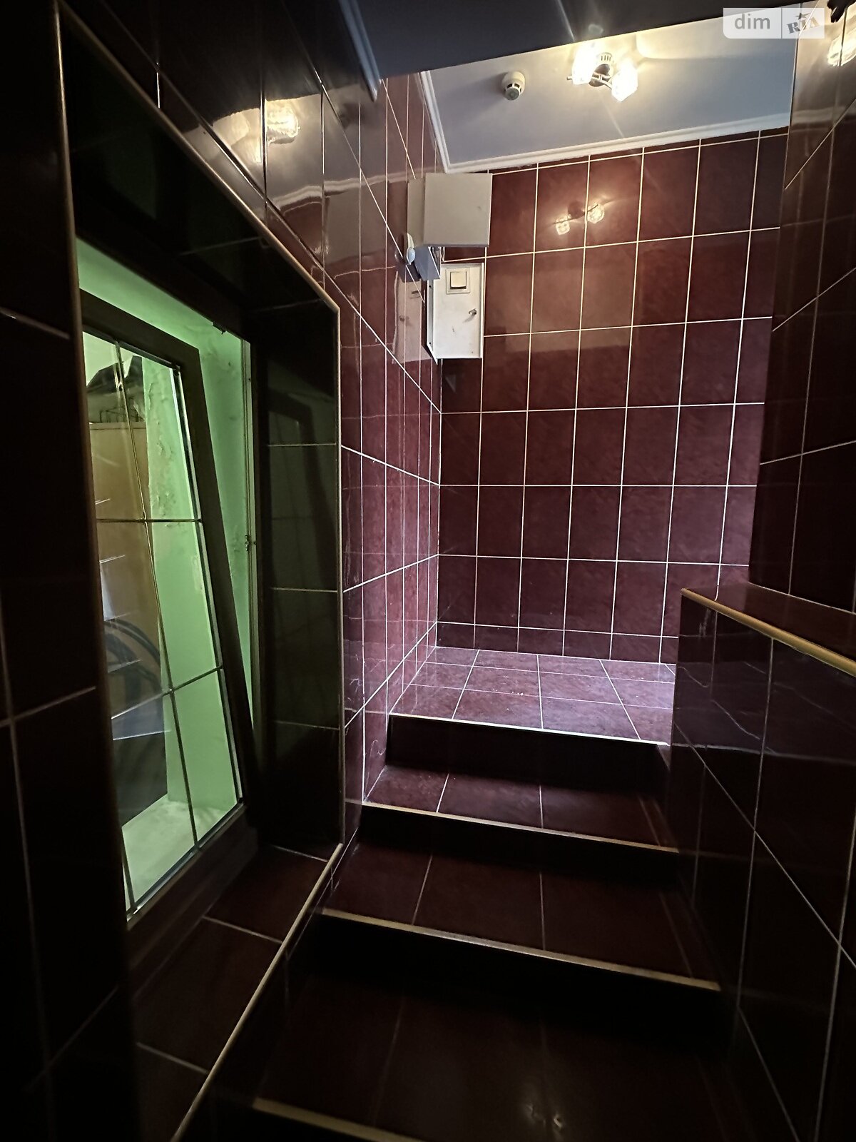 Коммерческое помещение в Тернополе, продажа по Полевая улица, район Восточный, цена: 19 500 долларов за объект фото 1 Коммерческое помещение в Тернополе, продажа по Полевая улица, район Восточный, цена: 19 500 долларов за объект фото 1