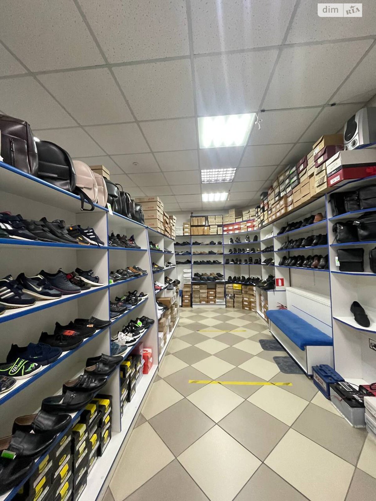 Коммерческое помещение в Тернополе, продажа по Протасевича улица, район Восточный, цена: 65 000 долларов за объект фото 1 Коммерческое помещение в Тернополе, продажа по Протасевича улица, район Восточный, цена: 65 000 долларов за объект фото 1