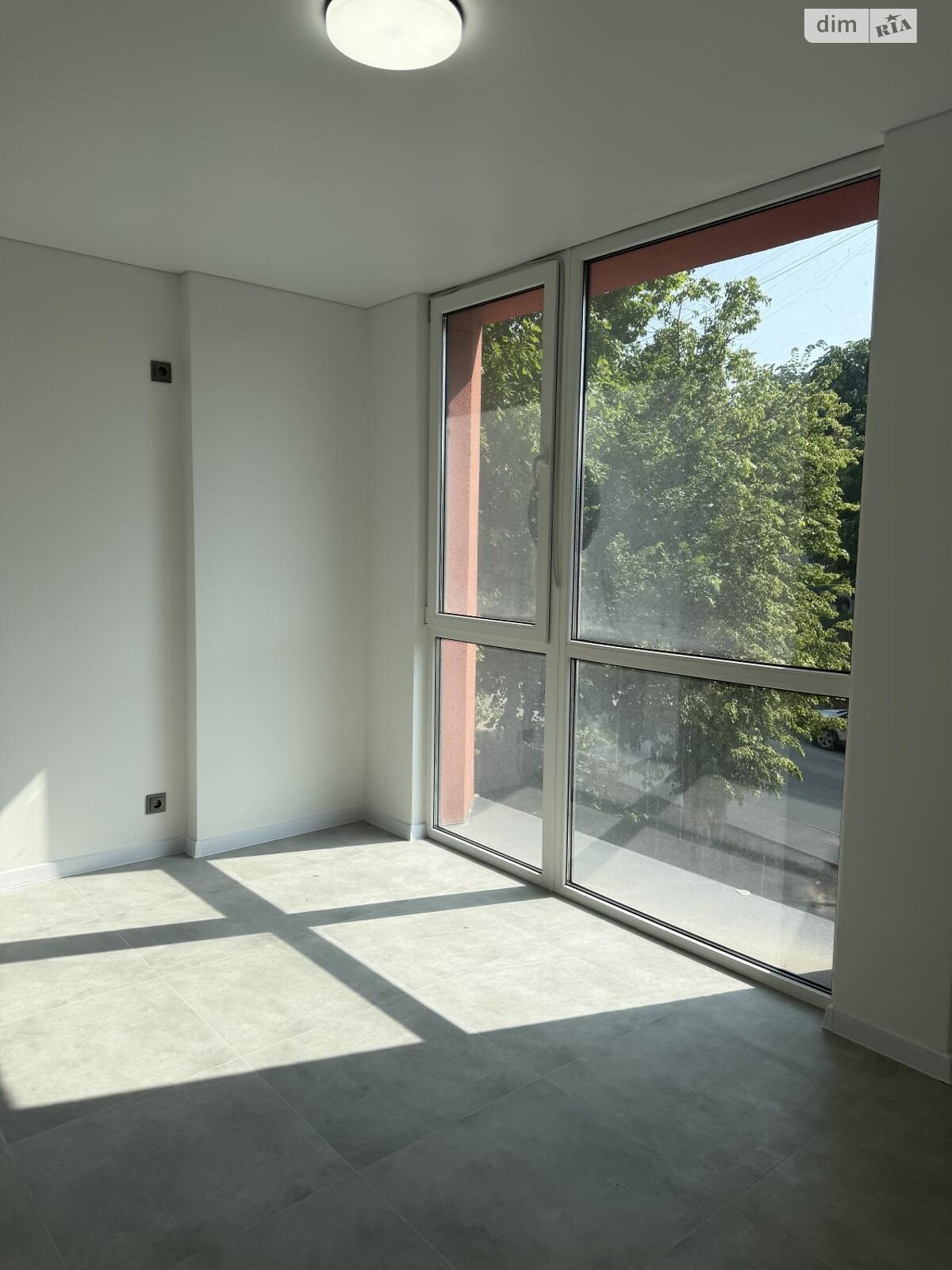 Комерційне приміщення в Тернополі, продаж по Львівська Бічна вулиця, район Загребелля, ціна: 29 000 доларів за об’єкт фото 1 Комерційне приміщення в Тернополі, продаж по Львівська Бічна вулиця, район Загребелля, ціна: 29 000 доларів за об’єкт фото 1