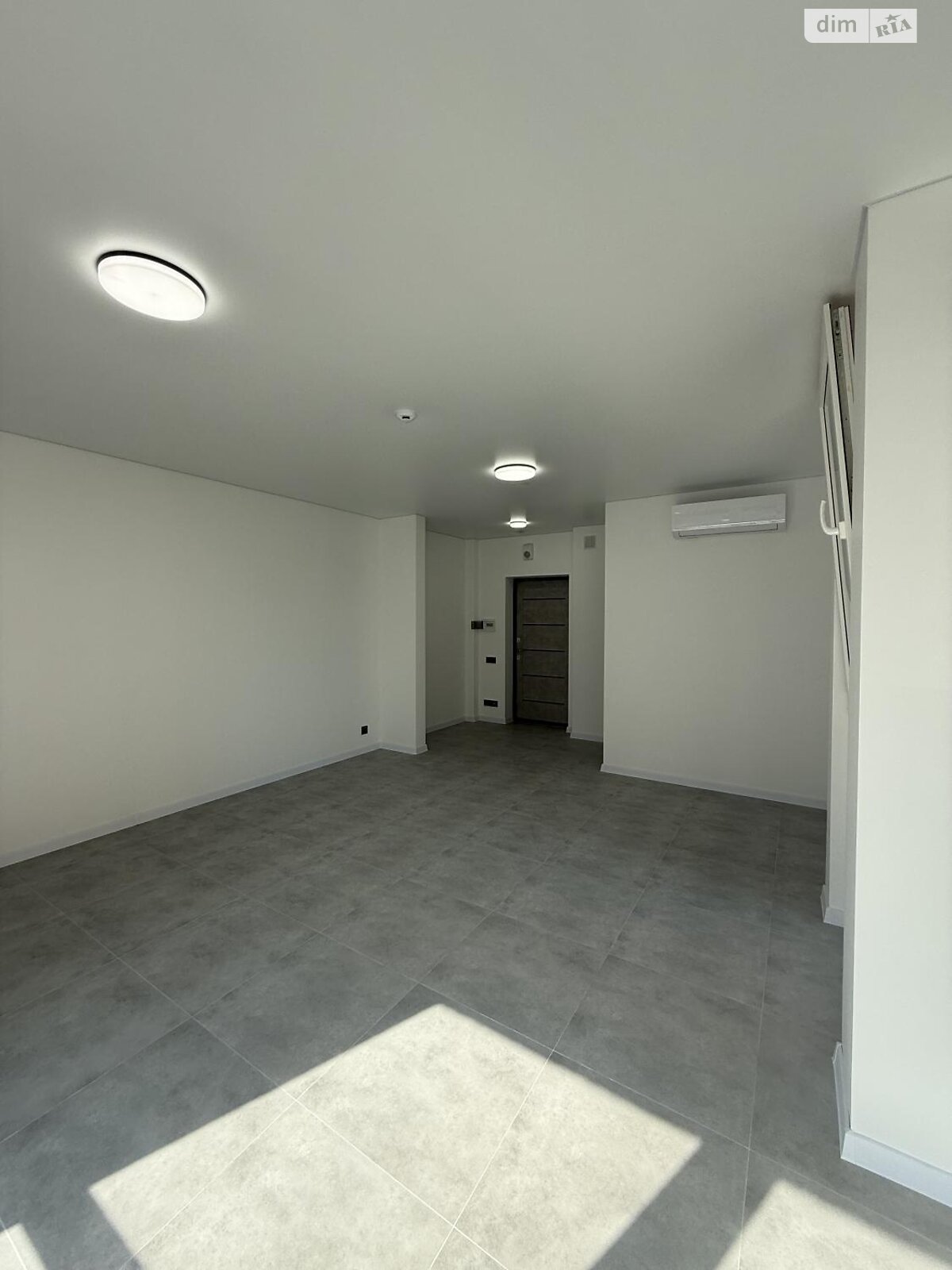 Комерційне приміщення в Тернополі, продаж по Львівська Бічна вулиця, район Загребелля, ціна: 29 000 доларів за об’єкт фото 1 Комерційне приміщення в Тернополі, продаж по Львівська Бічна вулиця, район Загребелля, ціна: 29 000 доларів за об’єкт фото 1