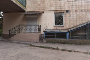 Комерційне приміщення в Тернополі, продаж по Злуки проспект, район Бам, ціна: 18 000 доларів за об’єкт фото 2