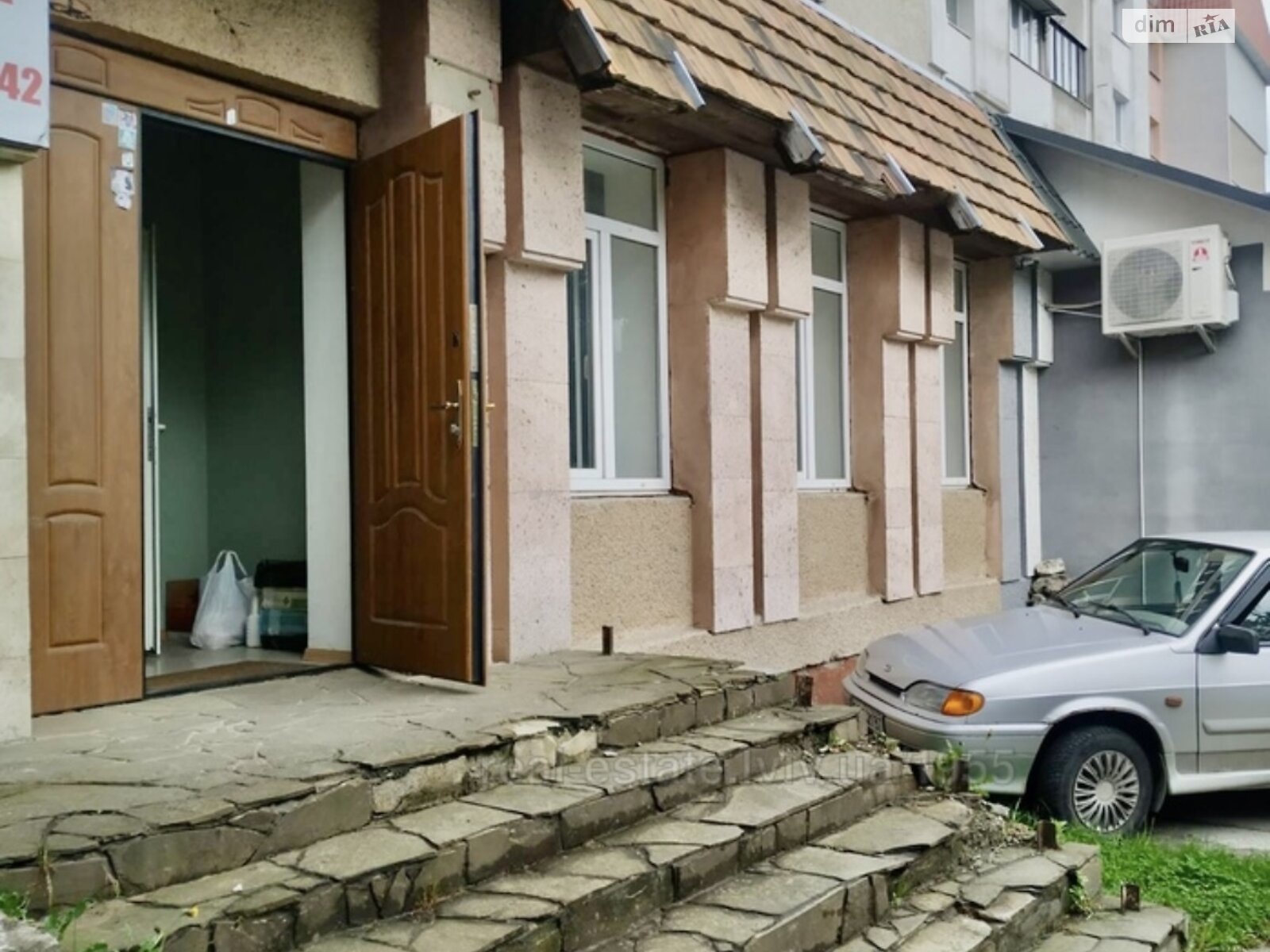 Комерційне приміщення в Трускавці, Дрогобицька вулиця, ціна продажу: 125 000 доларів за об’єкт фото 1 Комерційне приміщення в Трускавці, Дрогобицька вулиця, ціна продажу: 125 000 доларів за об’єкт фото 1