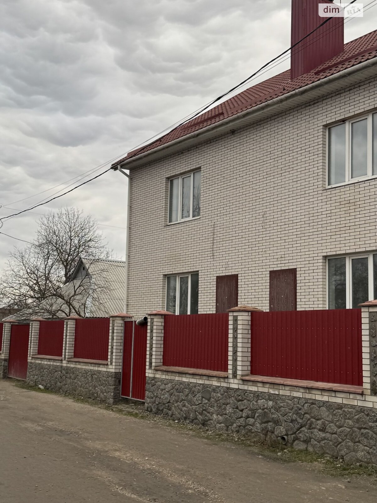 Комерційне приміщення в Турбовом, вул. Маяковського, ціна продажу: 95 000 доларів за об’єкт фото 1 Комерційне приміщення в Турбовом, вул. Маяковського, ціна продажу: 95 000 доларів за об’єкт фото 1