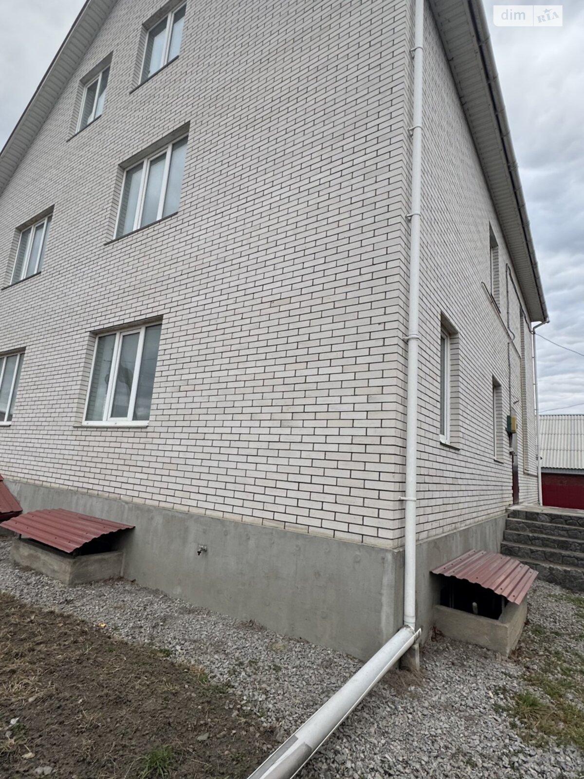 Комерційне приміщення в Турбовом, вул. Маяковського, ціна продажу: 95 000 доларів за об’єкт фото 1 Комерційне приміщення в Турбовом, вул. Маяковського, ціна продажу: 95 000 доларів за об’єкт фото 1