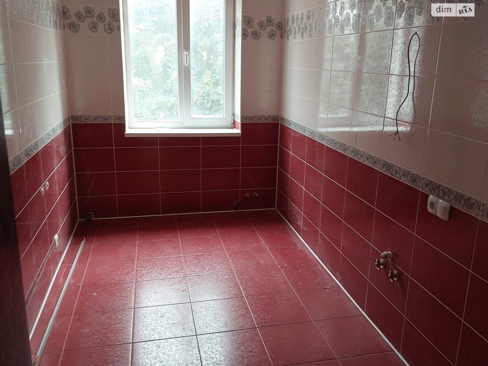 Комерційне приміщення в Турбовом, вул. Маяковського, ціна продажу: 95 000 доларів за об’єкт фото 1 Комерційне приміщення в Турбовом, вул. Маяковського, ціна продажу: 95 000 доларів за об’єкт фото 1