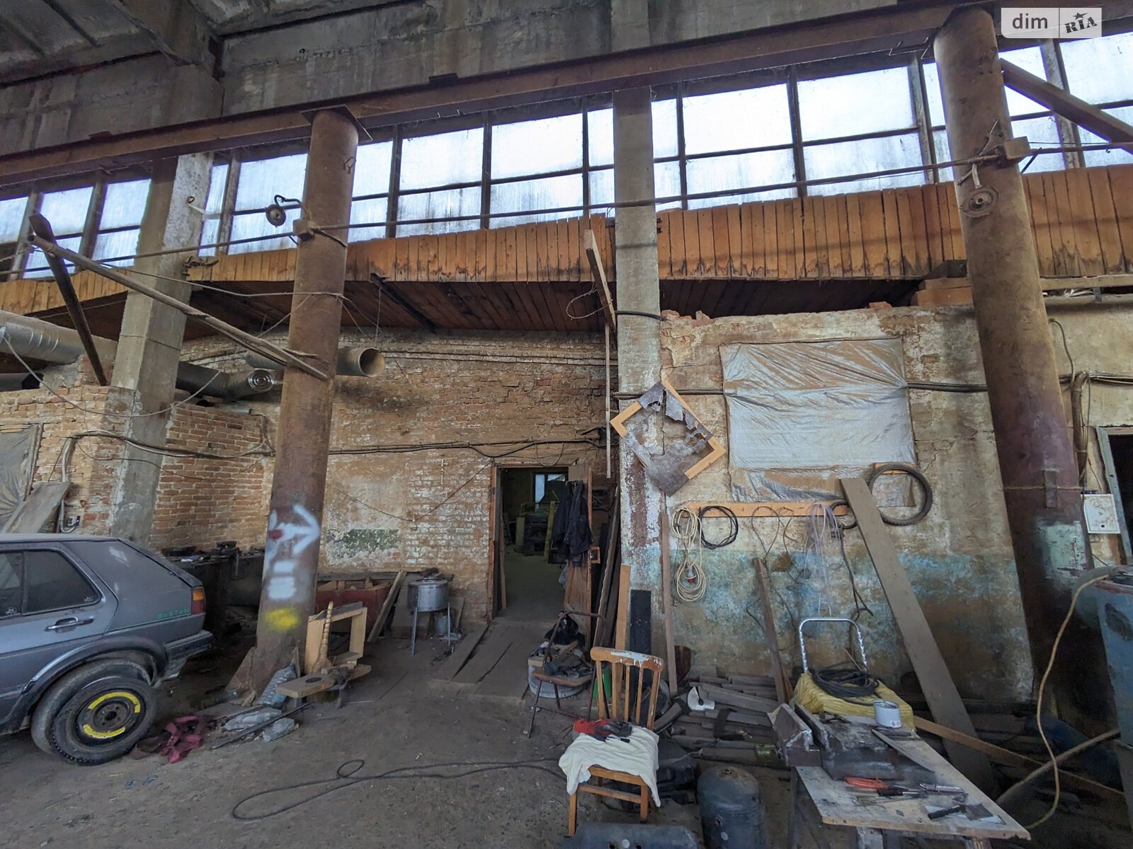 Коммерческое помещение в Тысменице, Высочана улица, цена продажи: 200 000 долларов за объект фото 1