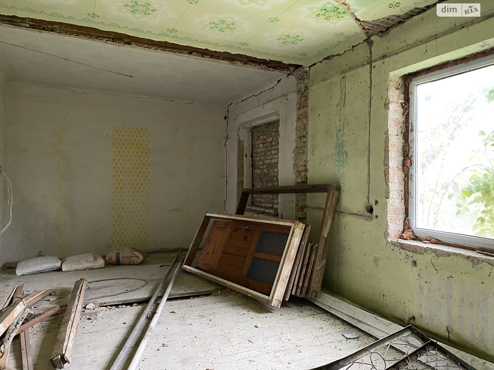 Коммерческое помещение в Уездцах, Независимости улица 33, цена: продажи 16 000 долларов за объект фото 1 Коммерческое помещение в Уездцах, Независимости улица 33, цена продажи: 16 000 долларов за объект фото 1