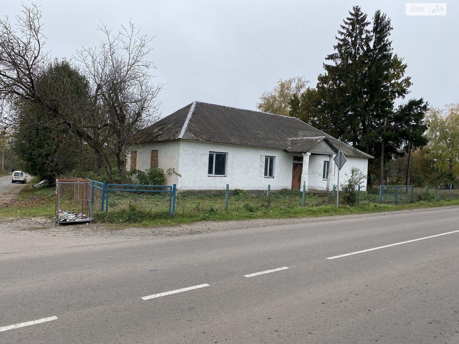 Коммерческое помещение в Уездцах, Независимости улица 33, цена: продажи 16 000 долларов за объект фото 1 Коммерческое помещение в Уездцах, Независимости улица 33, цена продажи: 16 000 долларов за объект фото 1