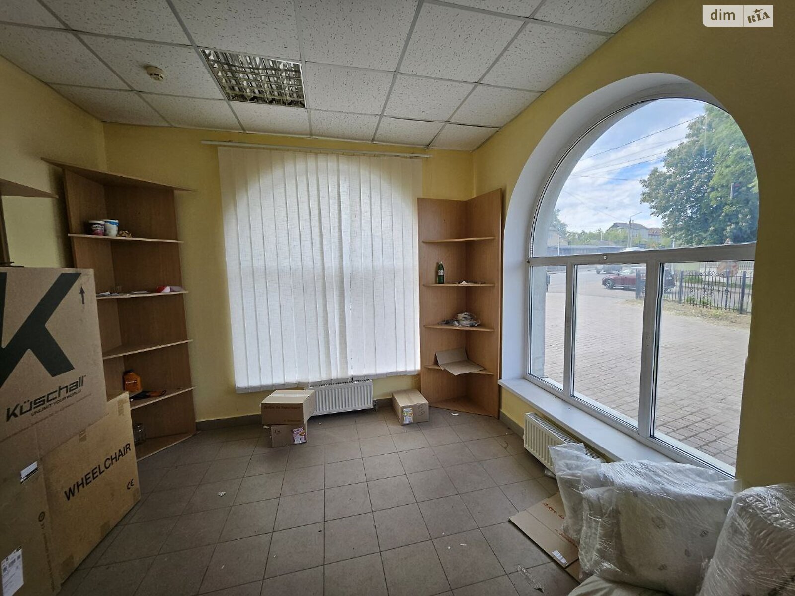 Коммерческое помещение в Угринове, Галицкая улица, цена: продажи 165 000 долларов за объект фото 1 Коммерческое помещение в Угринове, Галицкая улица, цена продажи: 165 000 долларов за объект фото 1