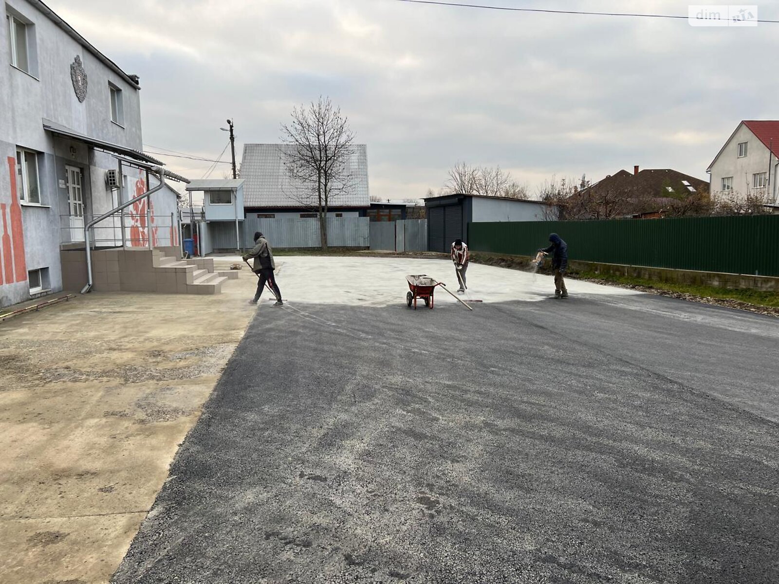 Комерційне приміщення в Ужгороді, Абрикосова вулиця, ціна продажу: 1 478 542 доларів за об’єкт фото 1 Комерційне приміщення в Ужгороді, Абрикосова вулиця, ціна продажу: 1 478 542 доларів за об’єкт фото 1