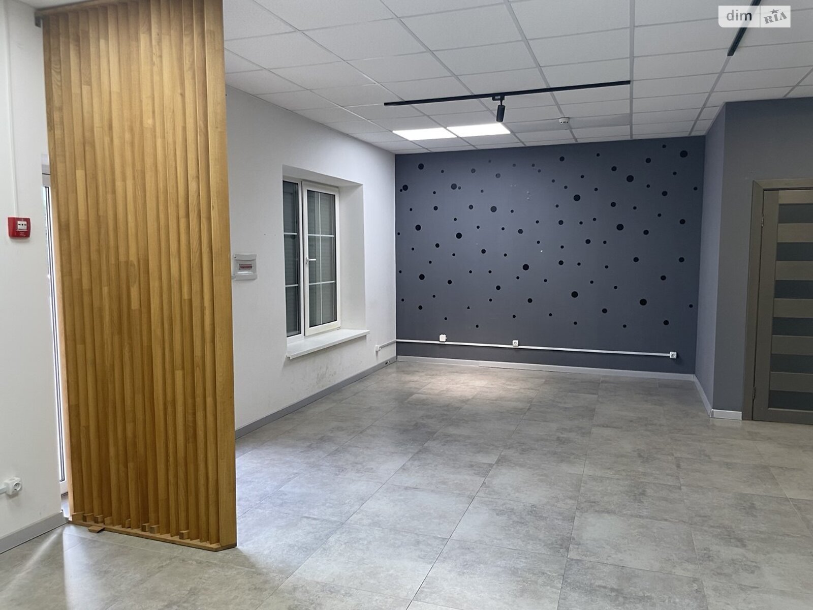 Коммерческое помещение в Ужгороде, продажа по Владимирская улица 90, район Боздош, цена: 55 000 долларов за объект фото 1 Коммерческое помещение в Ужгороде, продажа по Владимирская улица 90, район Боздош, цена: 55 000 долларов за объект фото 1