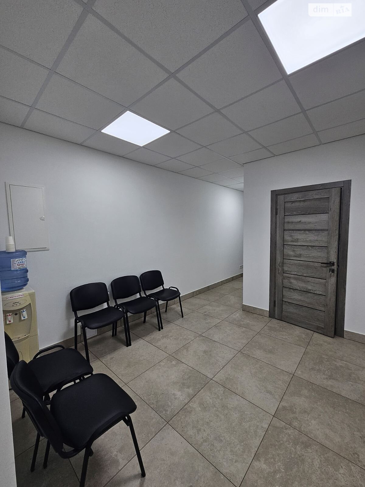 Коммерческое помещение в Ужгороде, Собранецкая улица, цена: продажи 170 000 долларов за объект фото 1 Коммерческое помещение в Ужгороде, Собранецкая улица, цена продажи: 170 000 долларов за объект фото 1