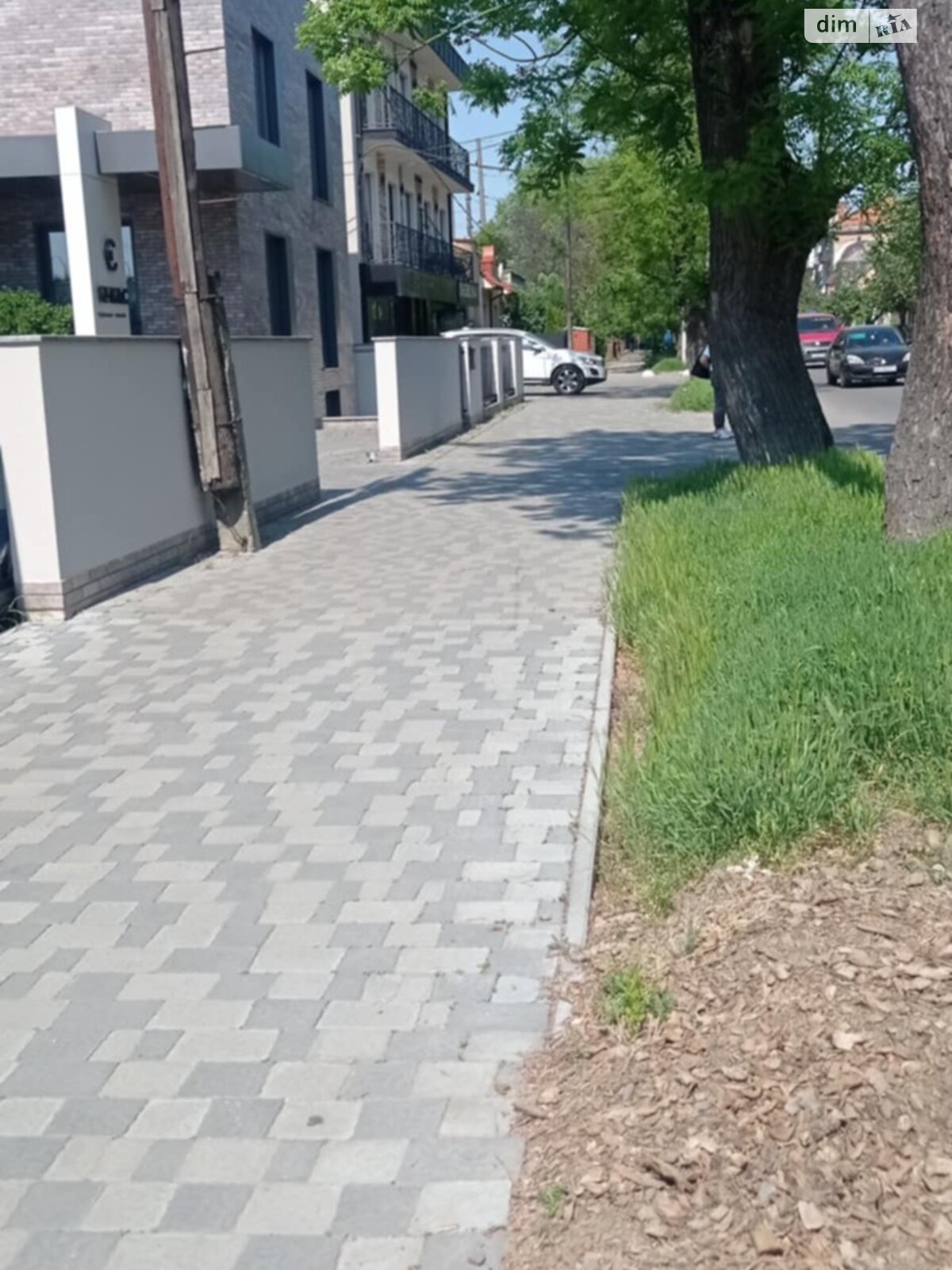 Коммерческое помещение в Ужгороде, Собранецкая улица, цена: продажи 230 000 долларов за объект фото 1 Коммерческое помещение в Ужгороде, Собранецкая улица, цена продажи: 230 000 долларов за объект фото 1