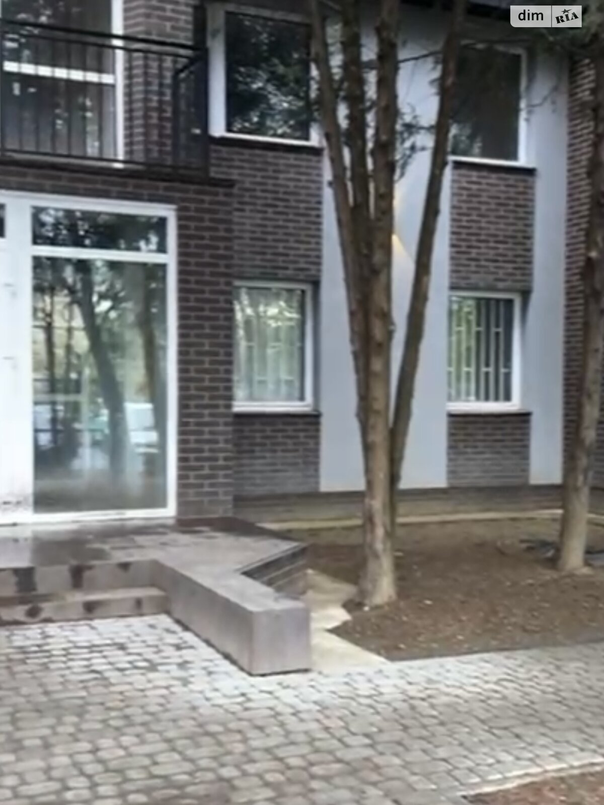 Коммерческое помещение в Ужгороде, Свободы Генерала улица, цена: продажи 140 000 долларов за объект фото 1 Коммерческое помещение в Ужгороде, Свободы Генерала улица, цена продажи: 140 000 долларов за объект фото 1