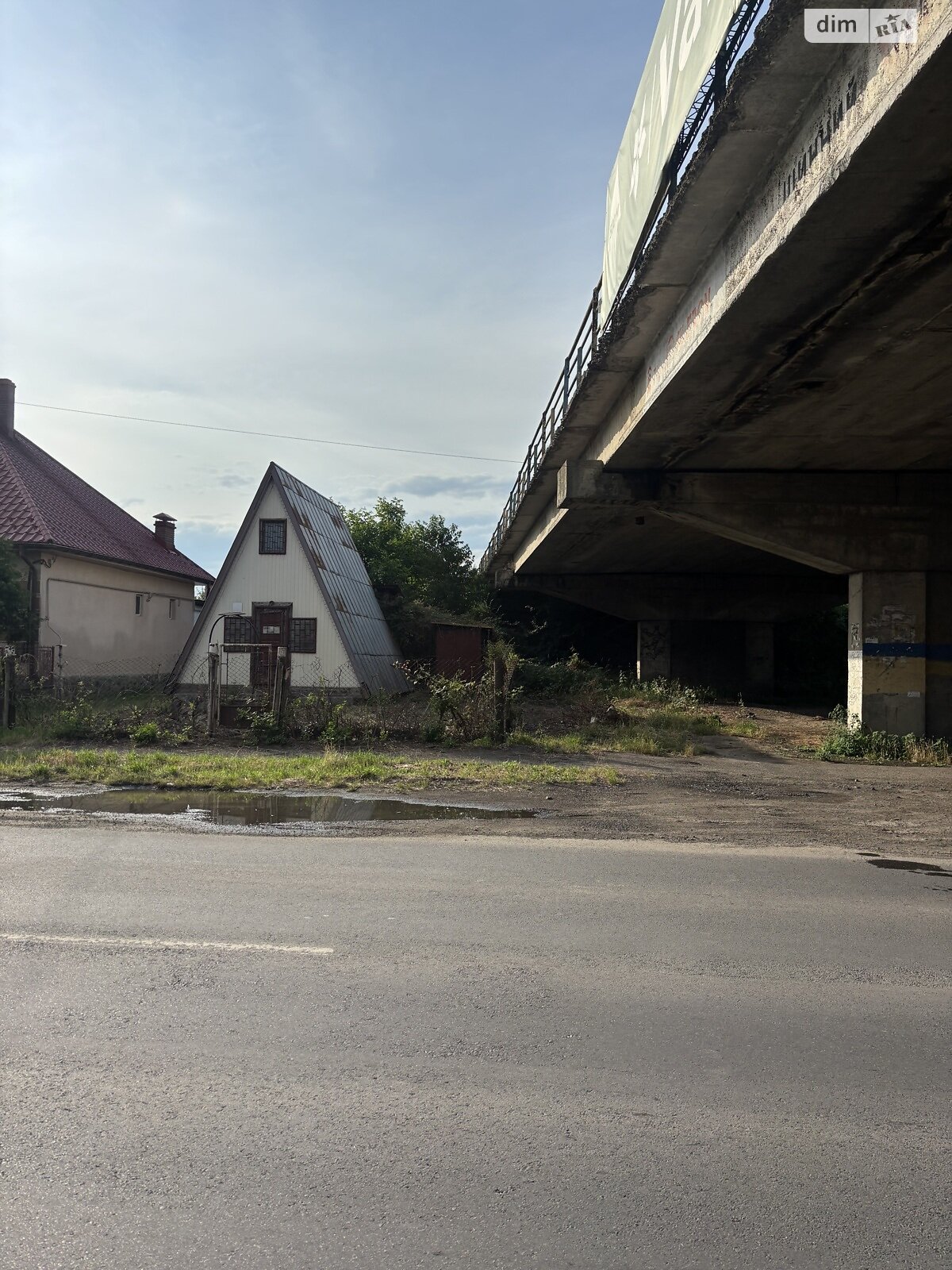 Коммерческое помещение в Ужгороде, продажа по Доманинская улица 193, район Центр, цена: 22 000 долларов за объект фото 1 Коммерческое помещение в Ужгороде, продажа по Доманинская улица 193, район Центр, цена: 22 000 долларов за объект фото 1
