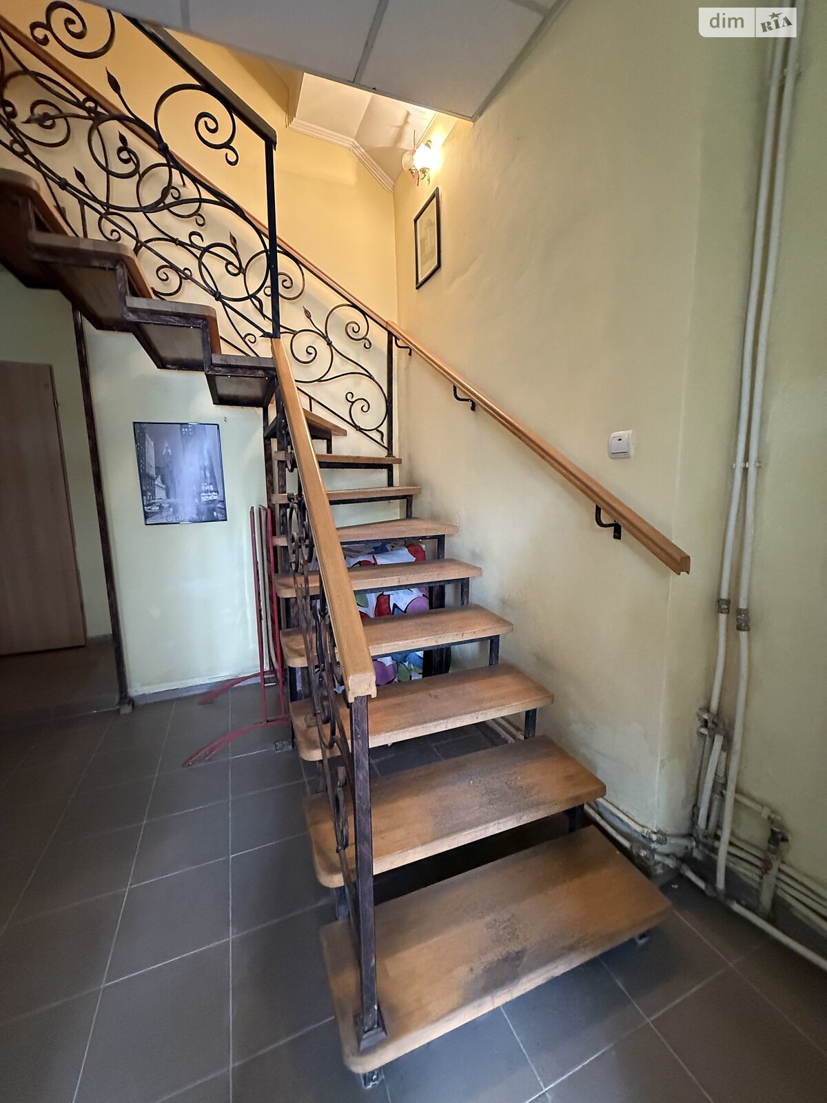 Комерційне приміщення в Ужгороді, продаж по Корятовича площа, район Центр, ціна: 120 000 доларів за об’єкт фото 1 Комерційне приміщення в Ужгороді, продаж по Корятовича площа, район Центр, ціна: 120 000 доларів за об’єкт фото 1