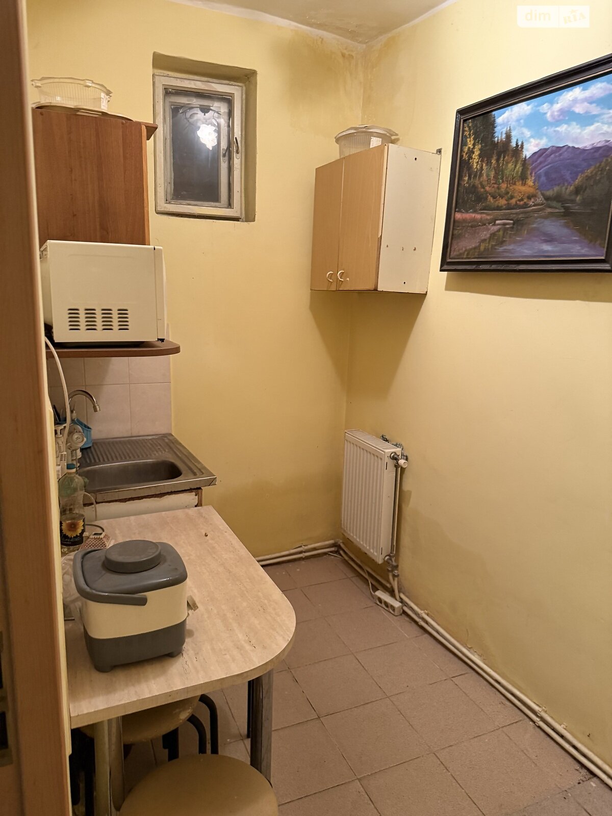 Комерційне приміщення в Ужгороді, продаж по Корятовича площа, район Центр, ціна: 120 000 доларів за об’єкт фото 1 Комерційне приміщення в Ужгороді, продаж по Корятовича площа, район Центр, ціна: 120 000 доларів за об’єкт фото 1