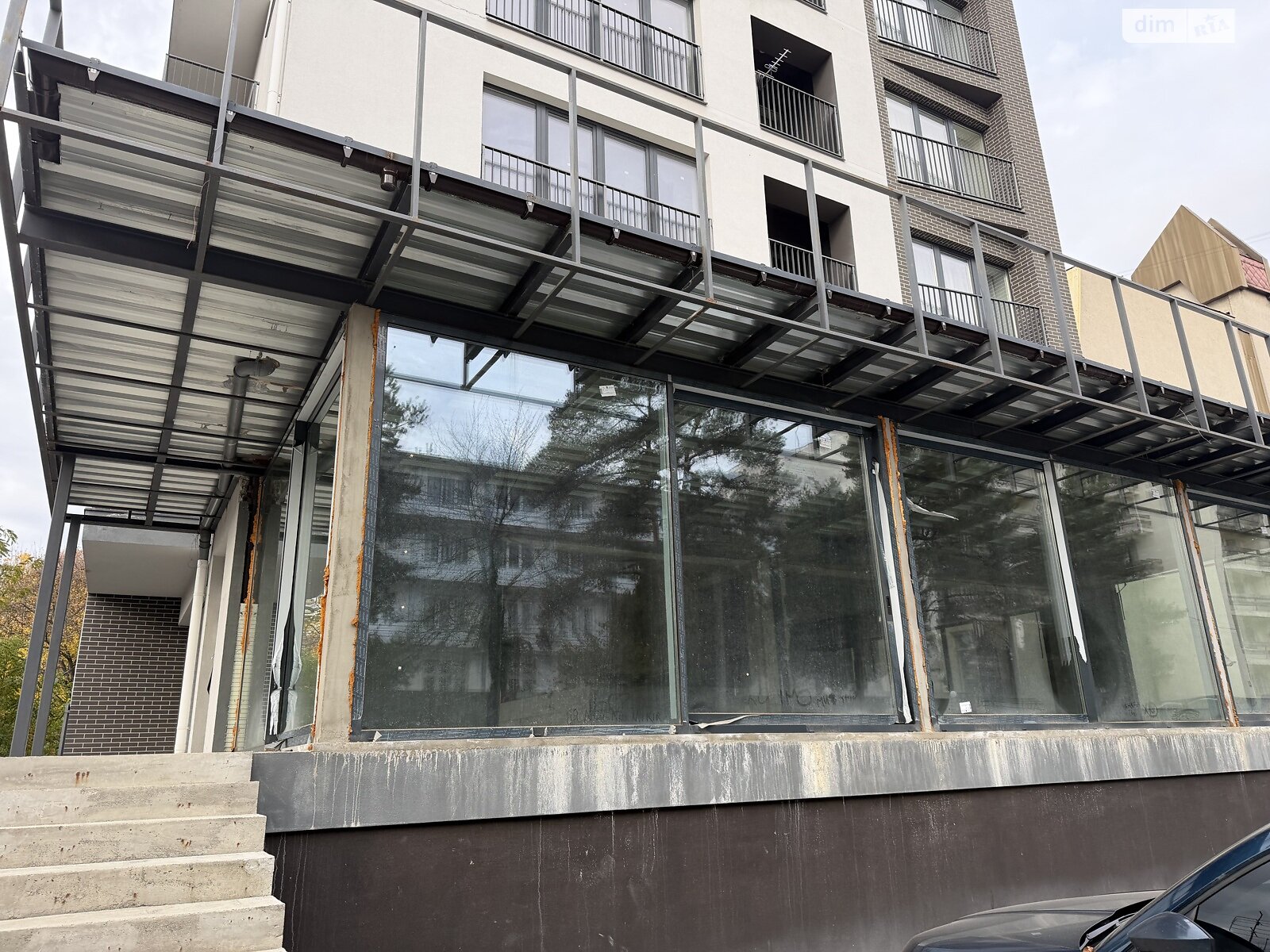 Коммерческое помещение в Ужгороде, продажа по Кошицкая улица 21, район Центр, цена: 272 000 долларов за объект фото 1