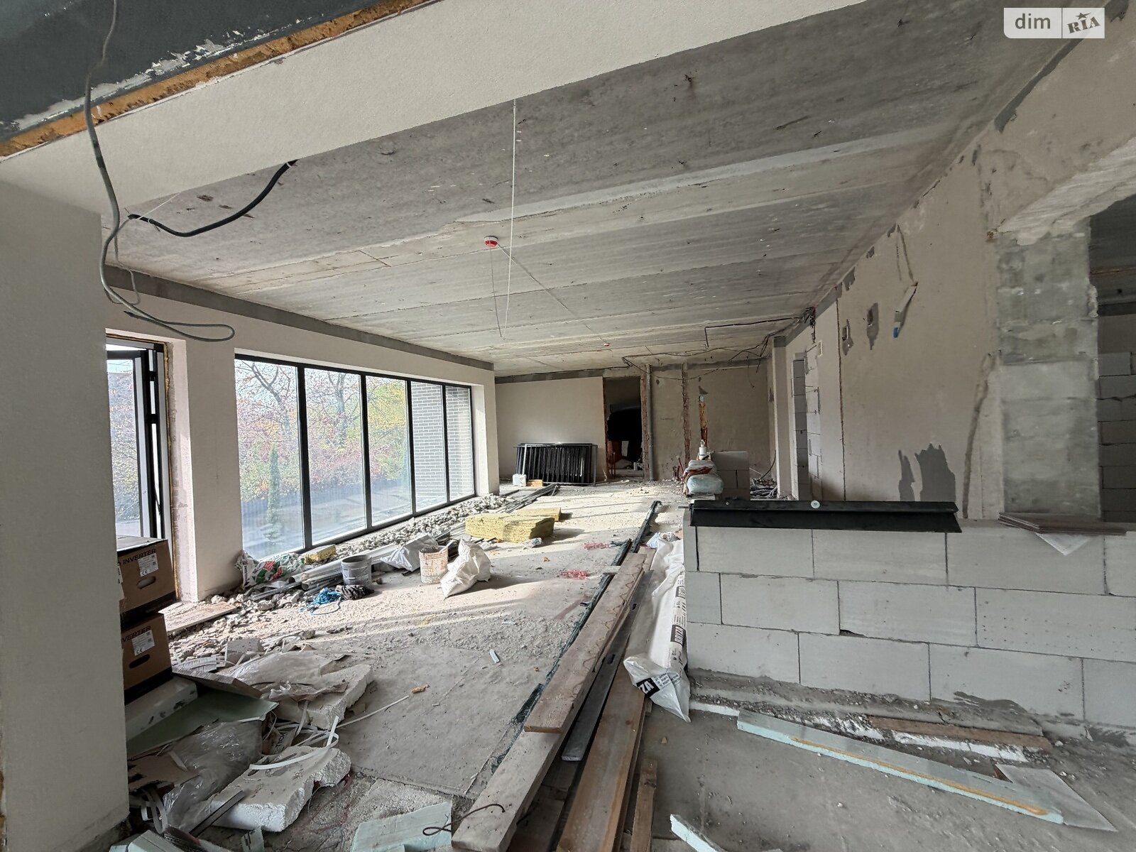 Коммерческое помещение в Ужгороде, продажа по Кошицкая улица 21, район Центр, цена: 272 000 долларов за объект фото 1