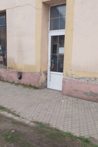 Коммерческое помещение в Ужгороде, продажа по Мукачевская улица, район Центр, цена: 76 000 долларов за объект фото 2