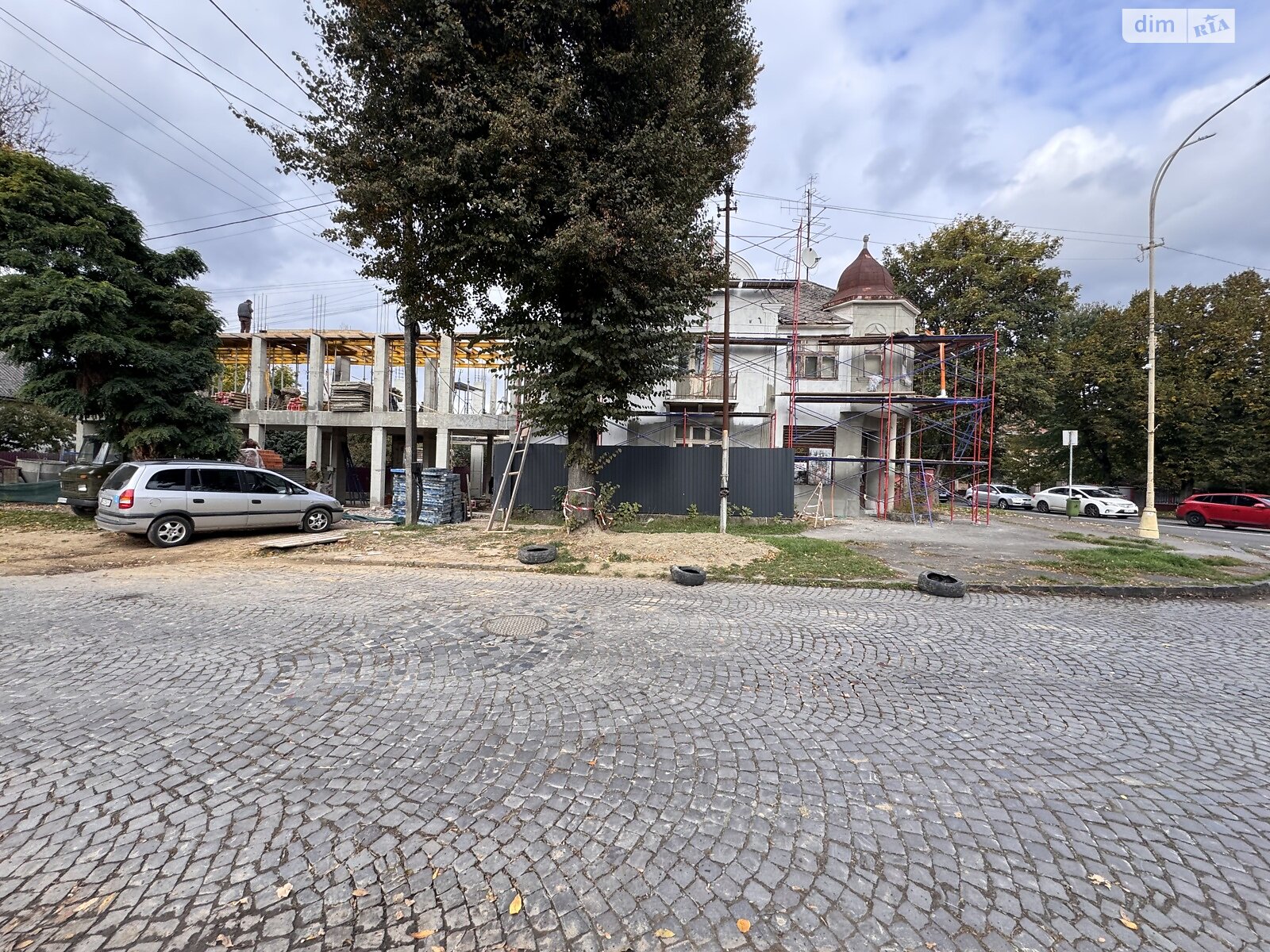 Коммерческое помещение в Ужгороде, продажа по Таможенная улица 34, район Центр, цена: 180 000 долларов за объект фото 1 Коммерческое помещение в Ужгороде, продажа по Таможенная улица 34, район Центр, цена: 180 000 долларов за объект фото 1