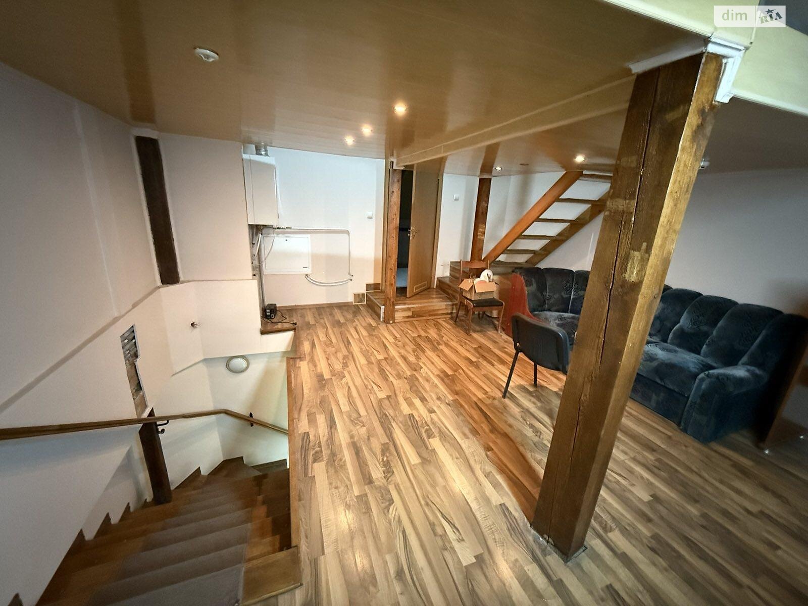 Коммерческое помещение в Ужгороде, продажа по Волошина улица 2, район Центр, цена: 105 000 долларов за объект фото 1 Коммерческое помещение в Ужгороде, продажа по Волошина улица 2, район Центр, цена: 105 000 долларов за объект фото 1