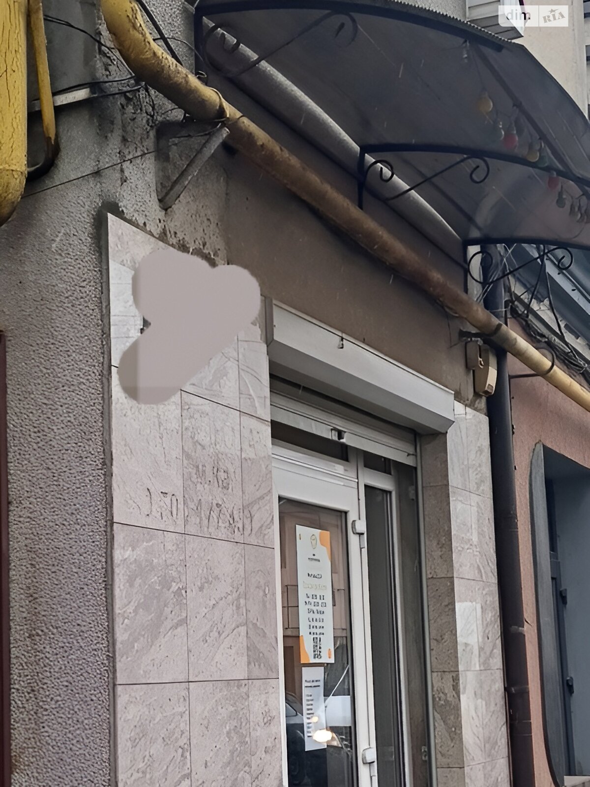 Коммерческое помещение в Ужгороде, продажа по ул. Митрака, район Вербнык, цена: 120 000 долларов за объект фото 1 Коммерческое помещение в Ужгороде, продажа по ул. Митрака, район Вербнык, цена: 120 000 долларов за объект фото 1