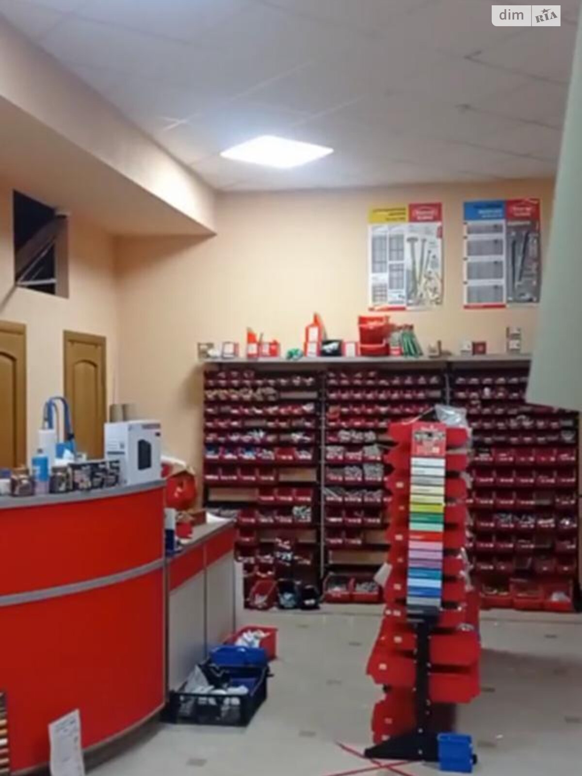 Коммерческое помещение в Ужгороде, продажа по Швабская улица, район Вербнык, цена: 165 000 долларов за объект фото 1