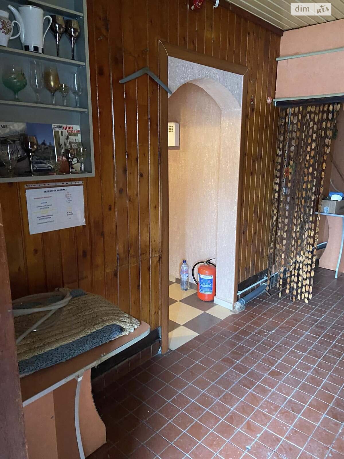 Коммерческое помещение в Ужгороде, Заньковецкой улица 93, цена: продажи 25 000 долларов за объект фото 1 Коммерческое помещение в Ужгороде, Заньковецкой улица 93, цена продажи: 25 000 долларов за объект фото 1