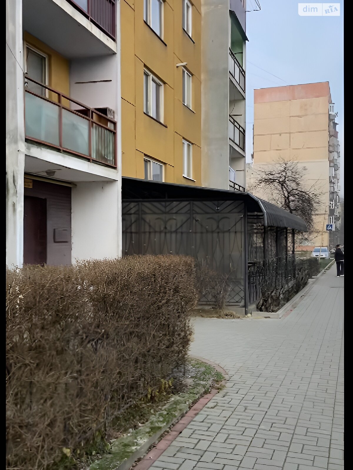 Коммерческое помещение в Ужгороде, Заньковецкой улица 93, цена: продажи 25 000 долларов за объект фото 1 Коммерческое помещение в Ужгороде, Заньковецкой улица 93, цена продажи: 25 000 долларов за объект фото 1
