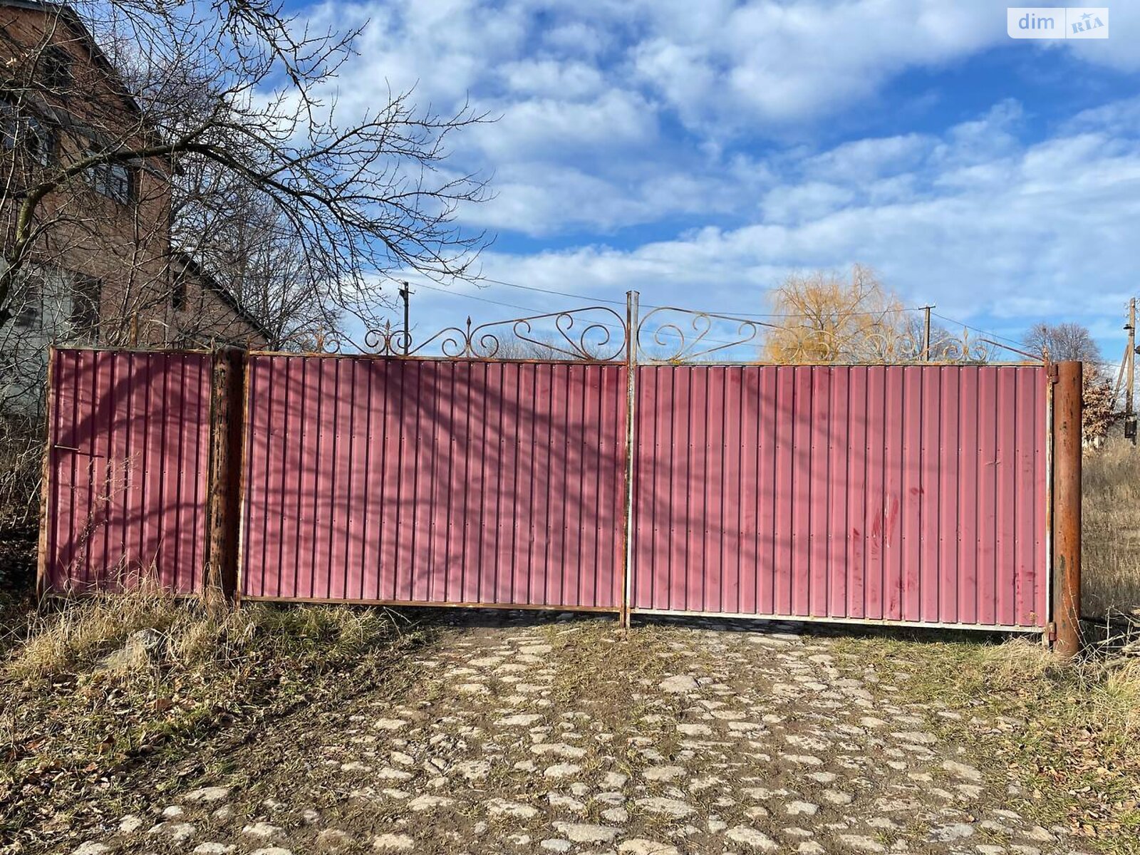 Коммерческое помещение в Уяринцах, Шевченко улица 42, цена: продажи 35 000 долларов за объект фото 1 Коммерческое помещение в Уяринцах, Шевченко улица 42, цена продажи: 35 000 долларов за объект фото 1