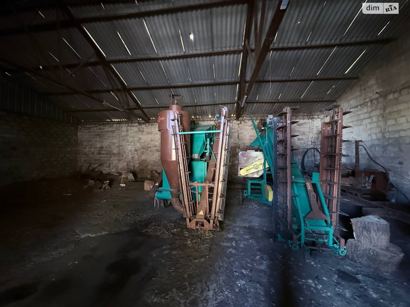 Комерційне приміщення в Василівці, вулиця Крутогірна, ціна продажу: 85 000 доларів за об’єкт фото 1 Комерційне приміщення в Василівці, вулиця Крутогірна, ціна продажу: 85 000 доларів за об’єкт фото 1