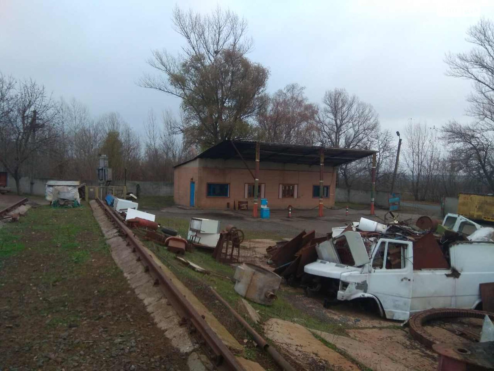 Коммерческое помещение в Ватутино, продажа по Кривошеи улица 105, район Ватутино, цена: 40 000 долларов за объект фото 1 Коммерческое помещение в Ватутино, продажа по Кривошеи улица 105, район Ватутино, цена: 40 000 долларов за объект фото 1
