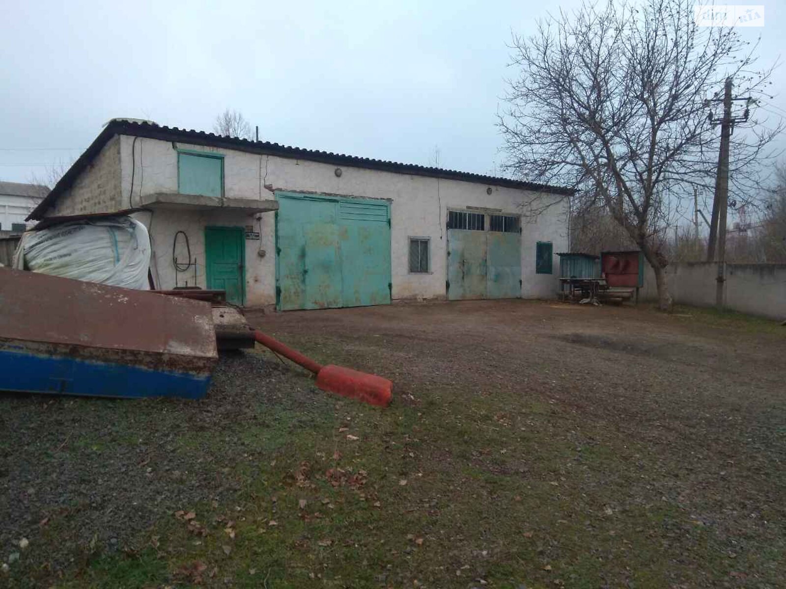Коммерческое помещение в Ватутино, продажа по Кривошеи улица 105, район Ватутино, цена: 40 000 долларов за объект фото 1 Коммерческое помещение в Ватутино, продажа по Кривошеи улица 105, район Ватутино, цена: 40 000 долларов за объект фото 1