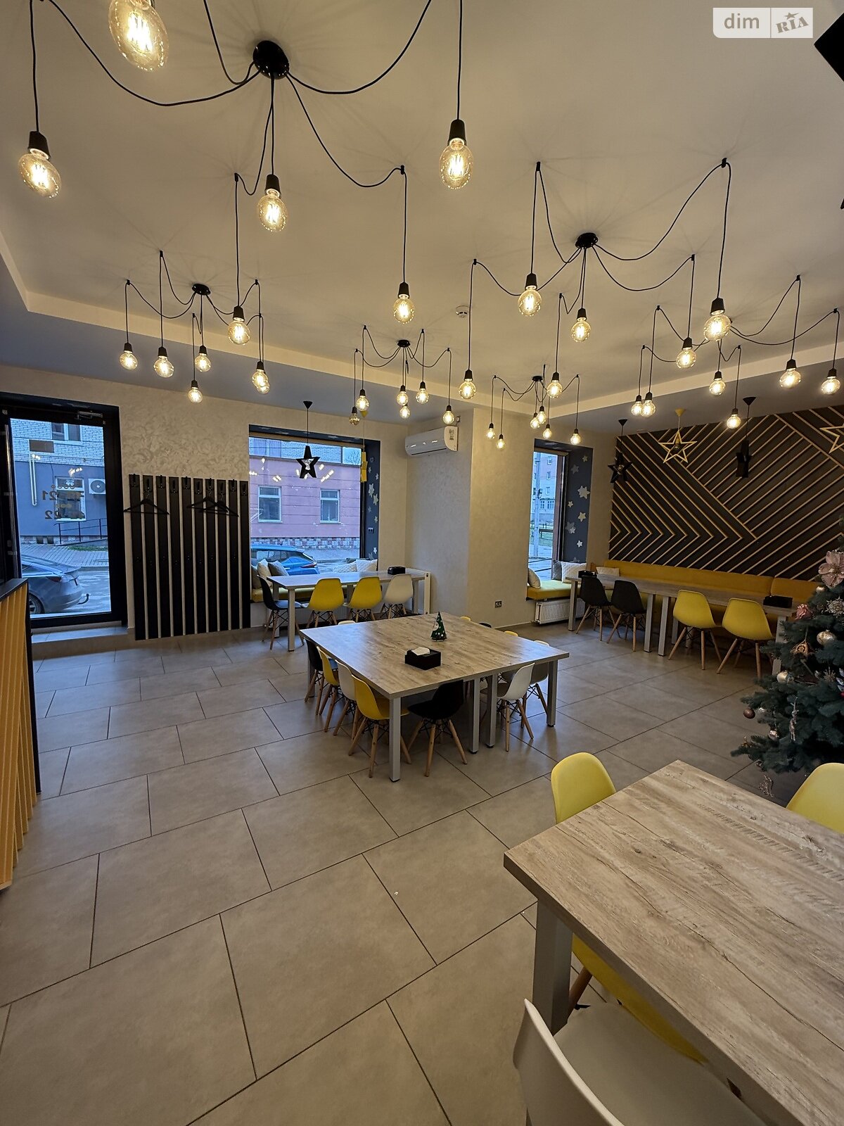 Коммерческое помещение в Великой Березовице, Василия Стуса улица, цена: продажи 124 000 долларов за объект фото 1 Коммерческое помещение в Великой Березовице, Василия Стуса улица, цена продажи: 124 000 долларов за объект фото 1