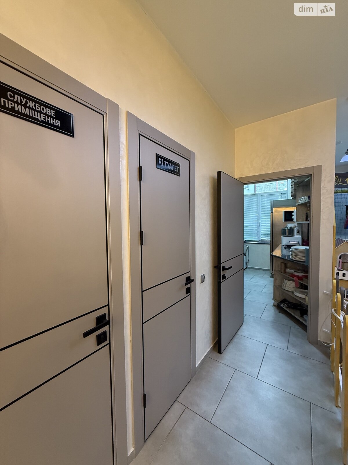 Коммерческое помещение в Великой Березовице, Василия Стуса улица, цена: продажи 124 000 долларов за объект фото 1 Коммерческое помещение в Великой Березовице, Василия Стуса улица, цена продажи: 124 000 долларов за объект фото 1