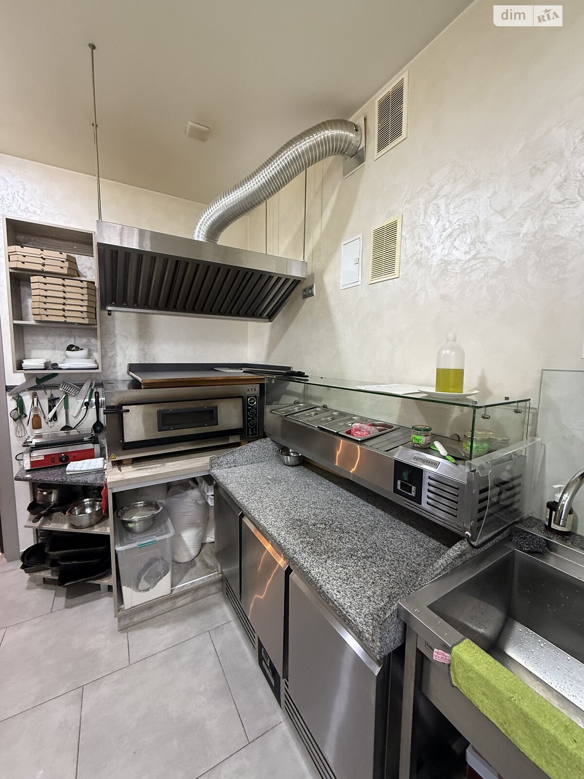 Коммерческое помещение в Великой Березовице, Василия Стуса улица, цена: продажи 124 000 долларов за объект фото 1 Коммерческое помещение в Великой Березовице, Василия Стуса улица, цена продажи: 124 000 долларов за объект фото 1