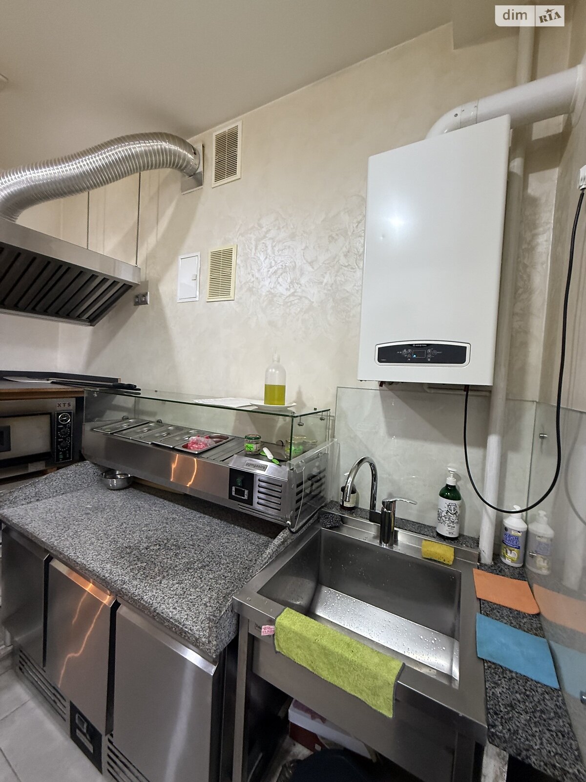 Коммерческое помещение в Великой Березовице, Василия Стуса улица, цена: продажи 124 000 долларов за объект фото 1 Коммерческое помещение в Великой Березовице, Василия Стуса улица, цена продажи: 124 000 долларов за объект фото 1