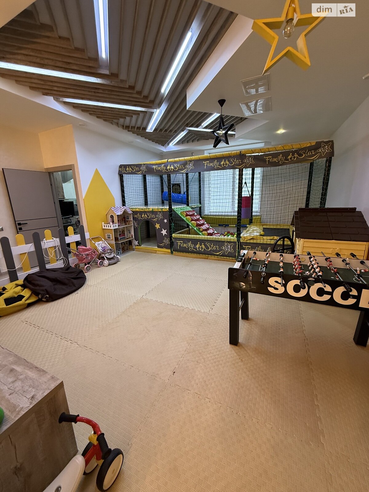 Коммерческое помещение в Великой Березовице, Василия Стуса улица, цена продажи: 124 000 долларов за объект фото 1