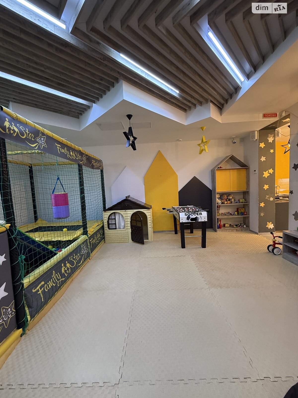 Коммерческое помещение в Великой Березовице, Василия Стуса улица, цена продажи: 124 000 долларов за объект фото 1